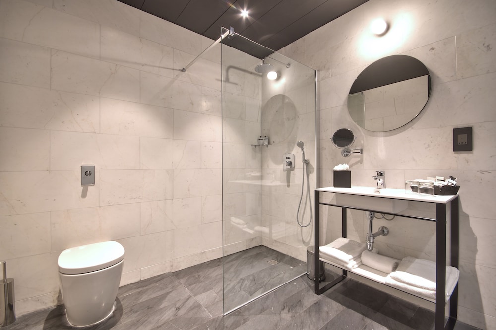 La Falconeria Hotel — Hotel rooms in Valletta, Malta Island
