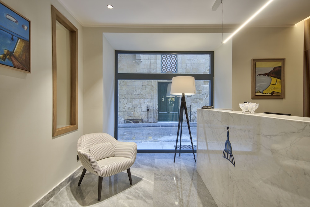La Falconeria Hotel — Hotel building in Valletta, Malta Island