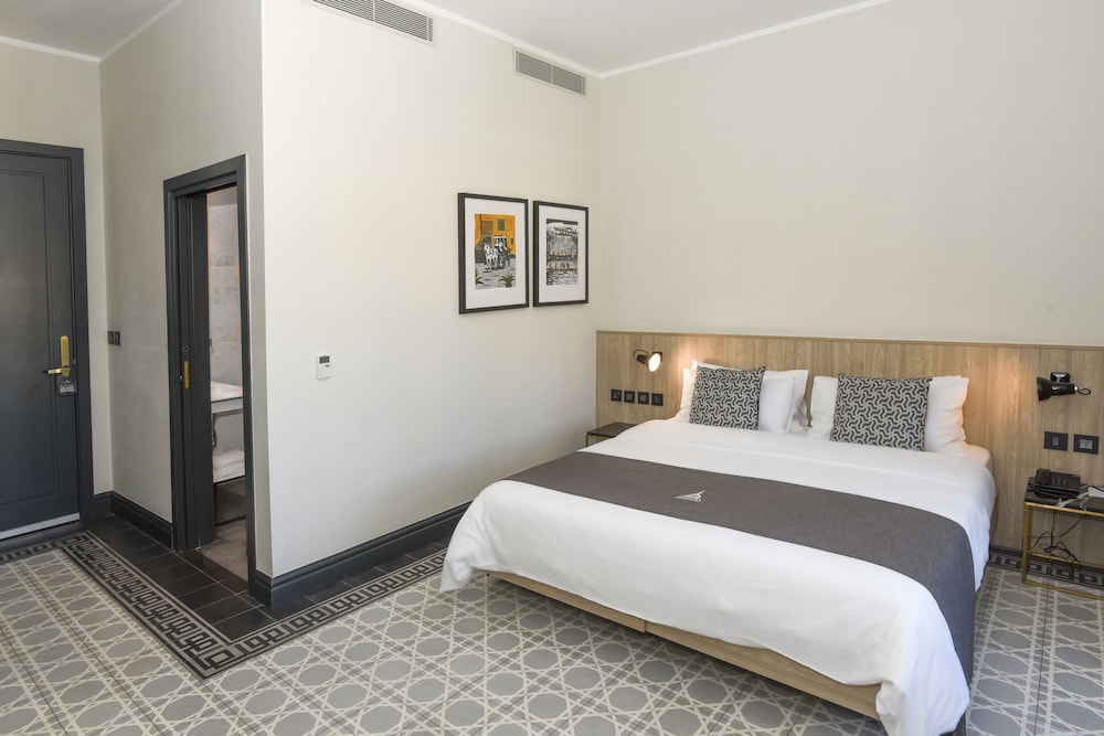 La Falconeria Hotel — Hotel rooms in Valletta, Malta Island