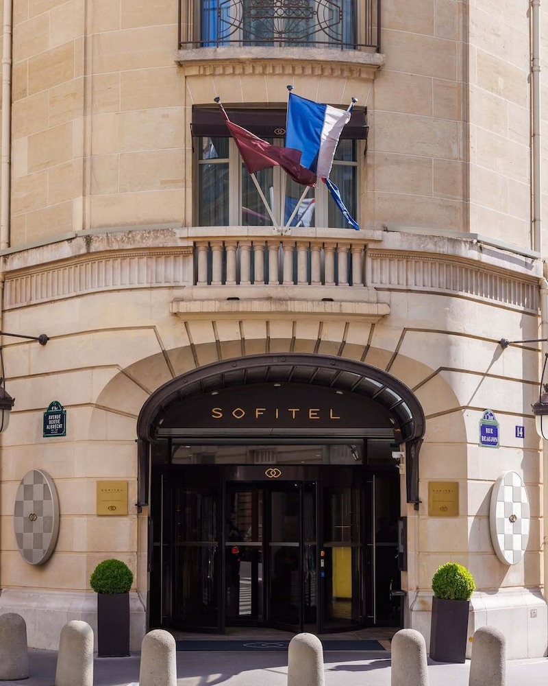 Sofitel Paris Arc de Triomphe - zdjęcie 2