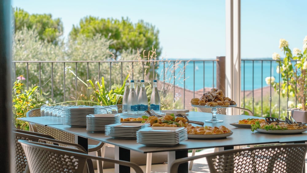 AHG Riva Del Sole Wellness Hotel - Adults Only — Restaurant & bars in Moniga, Lombardy