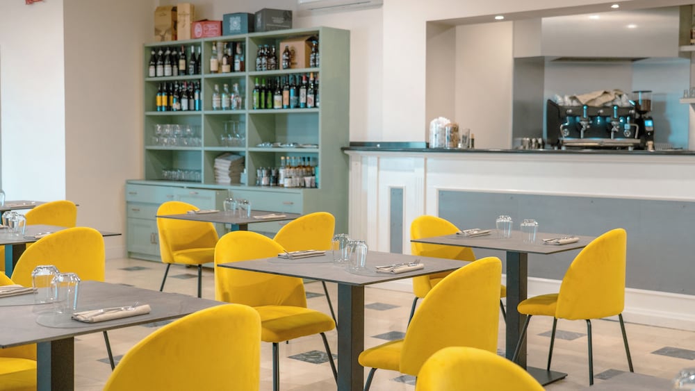 AHG Riva Del Sole Wellness Hotel - Adults Only — Restaurant & bars in Moniga, Lombardy