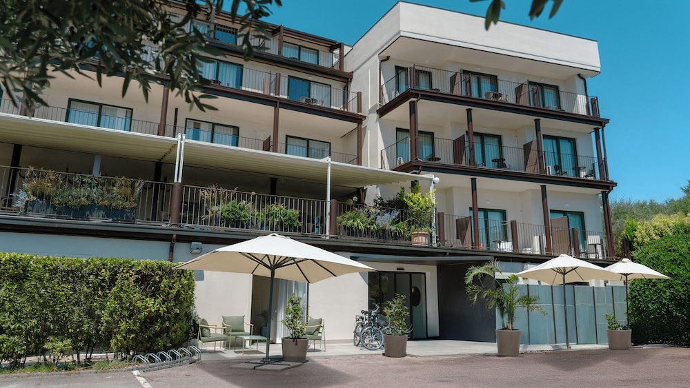 AHG Riva Del Sole Wellness Hotel - Adults Only — Hotel building in Moniga, Lombardy