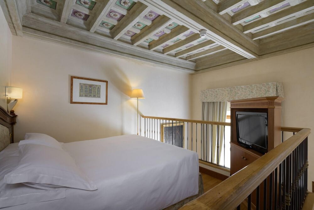 Hotel degli Orafi — Hotel rooms in Florence, Tuscany