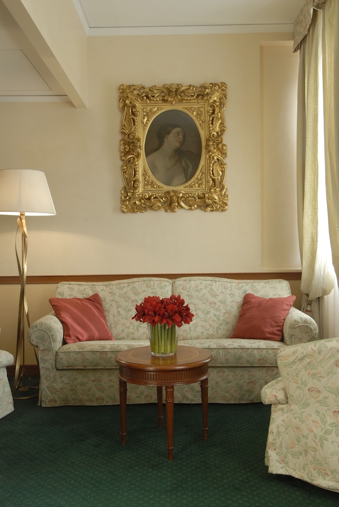 Hotel degli Orafi — Hotel rooms in Florence, Tuscany