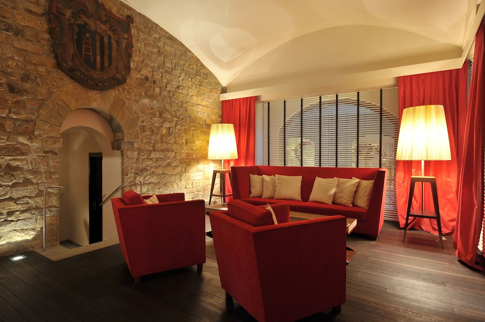 Hotel degli Orafi — Hotel rooms in Florence, Tuscany