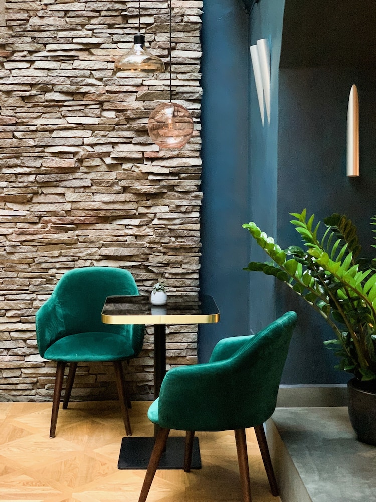Design Hotel Neruda — Restaurant & bars in Prague, Prague