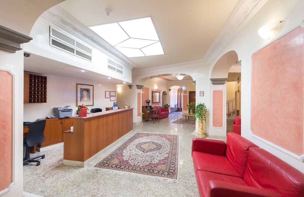Diana Park Hotel — Hotel building in Florence, Tuscany