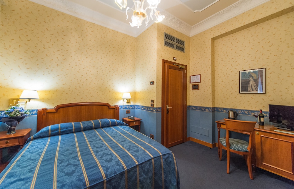 Diana Park Hotel — Main photo in Florence, Tuscany