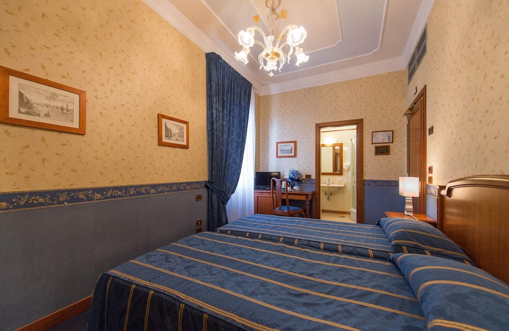 Diana Park Hotel — Hotel rooms in Florence, Tuscany