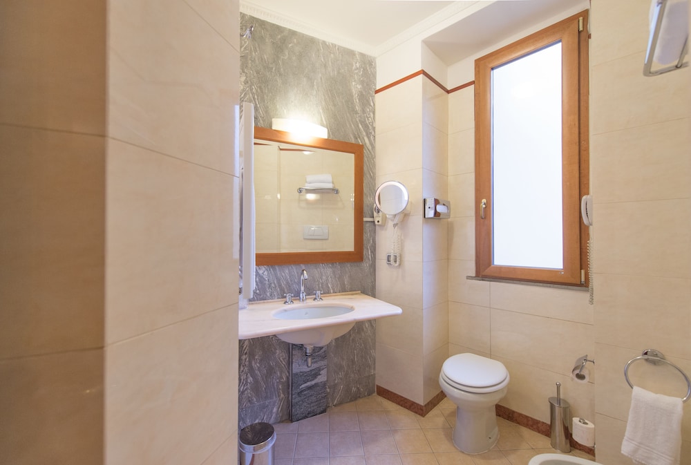 Diana Park Hotel — Hotel rooms in Florence, Tuscany