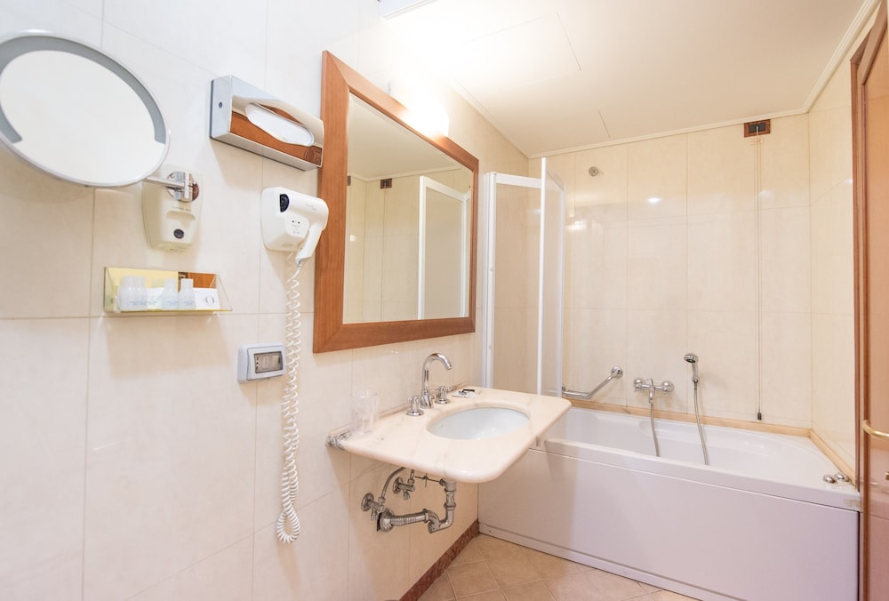 Diana Park Hotel — Hotel rooms in Florence, Tuscany