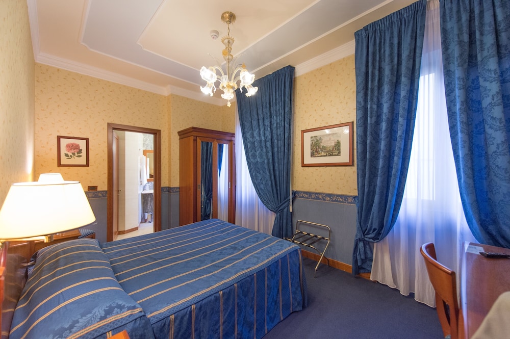 Diana Park Hotel — Hotel rooms in Florence, Tuscany