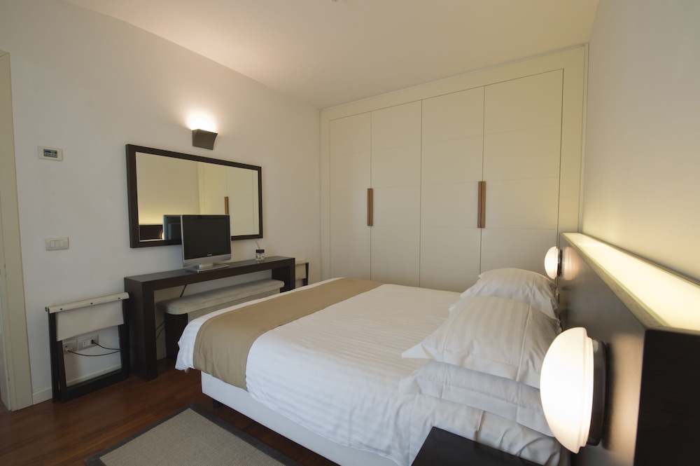 Eden Rock Resort — Hotel rooms in Florence, Tuscany