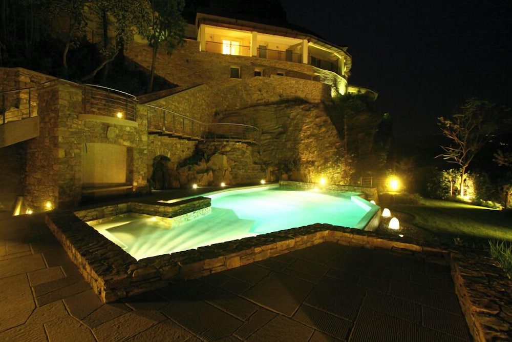 Eden Rock Resort — Swimming pool in Florence, Tuscany