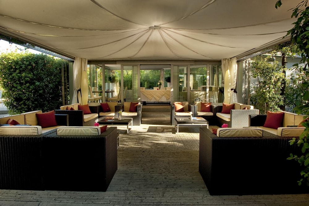 Eden Rock Resort — Restaurant & bars in Florence, Tuscany