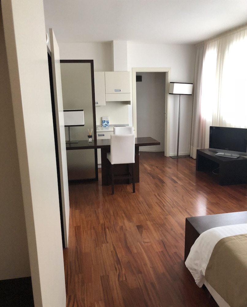 Eden Rock Resort — Hotel rooms in Florence, Tuscany
