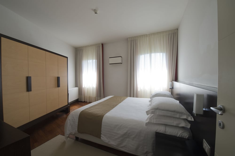Eden Rock Resort — Hotel rooms in Florence, Tuscany