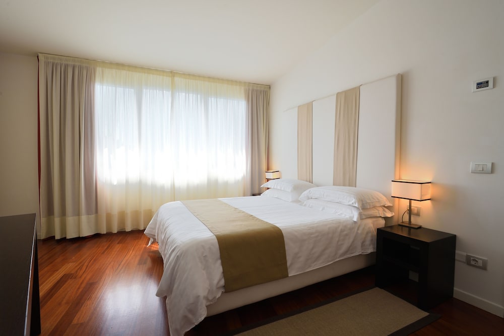 Eden Rock Resort — Hotel rooms in Florence, Tuscany