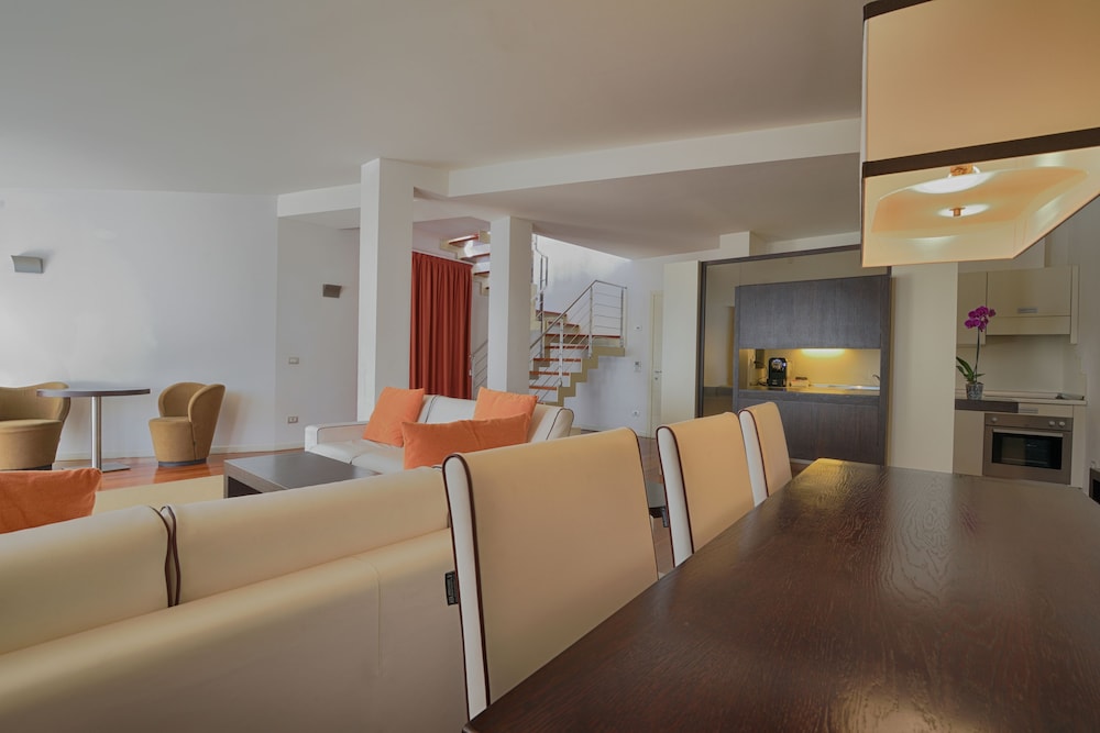 Eden Rock Resort — Hotel rooms in Florence, Tuscany