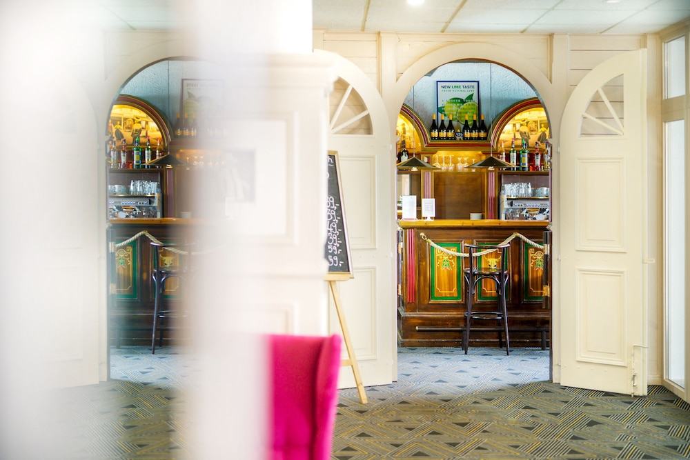Hotel Uno Prague — Restaurant & bars in Prague, Prague
