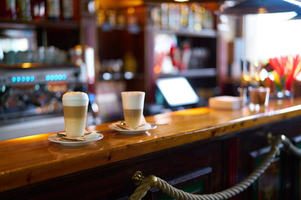 Hotel Uno Prague — Restaurant & bars in Prague, Prague