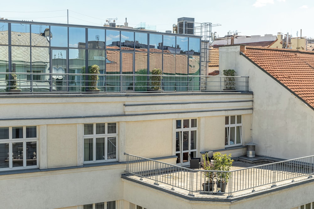 K+K Hotel Fenix — Hotel building in Prague, Prague