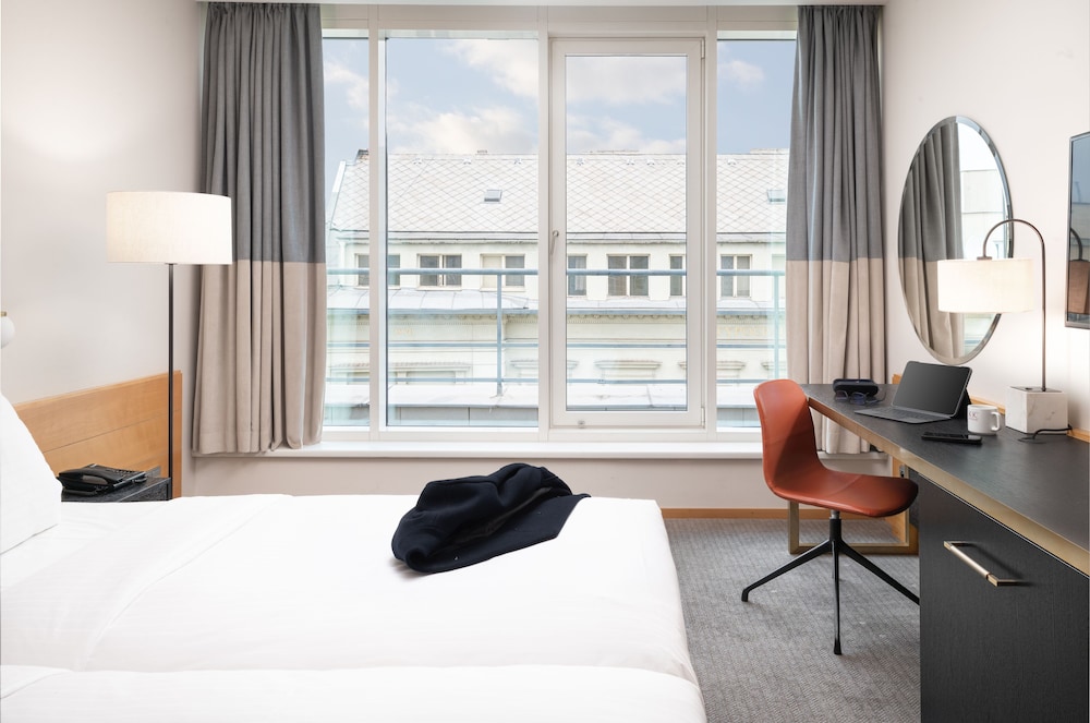 K+K Hotel Fenix — Hotel rooms in Prague, Prague