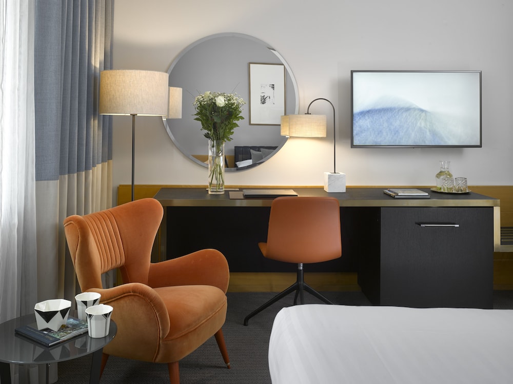 K+K Hotel Fenix — Hotel rooms in Prague, Prague