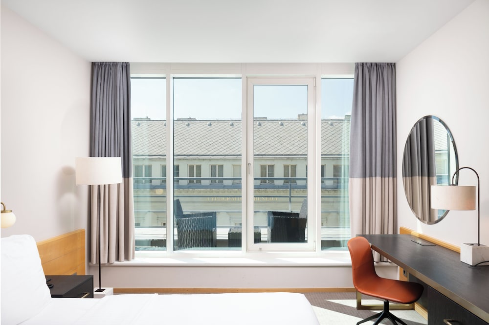 K+K Hotel Fenix — Hotel rooms in Prague, Prague