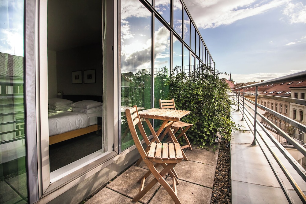 K+K Hotel Fenix — Hotel rooms in Prague, Prague