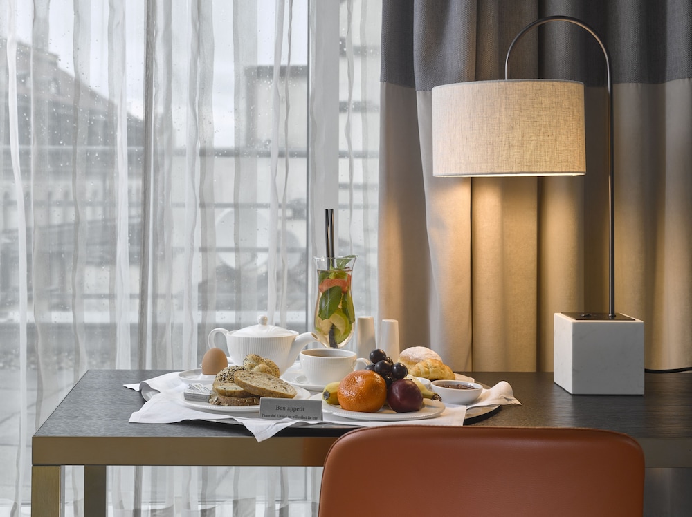 K+K Hotel Fenix — Hotel rooms in Prague, Prague
