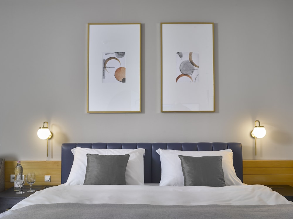 K+K Hotel Fenix — Hotel rooms in Prague, Prague