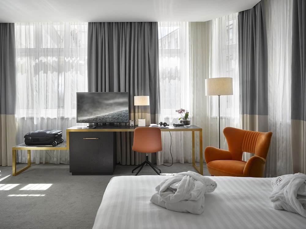 K+K Hotel Fenix — Hotel rooms in Prague, Prague