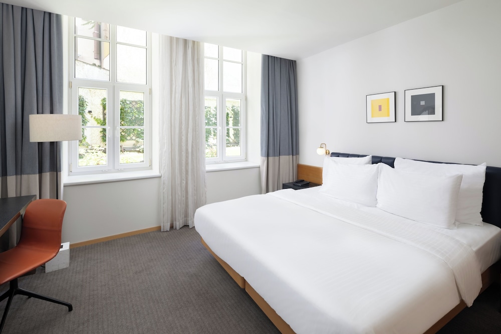 K+K Hotel Fenix — Hotel rooms in Prague, Prague