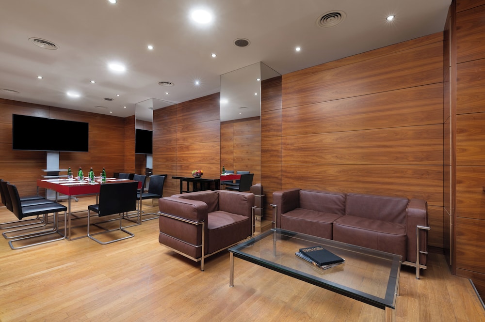 K+K Hotel Fenix — Hotel building in Prague, Prague