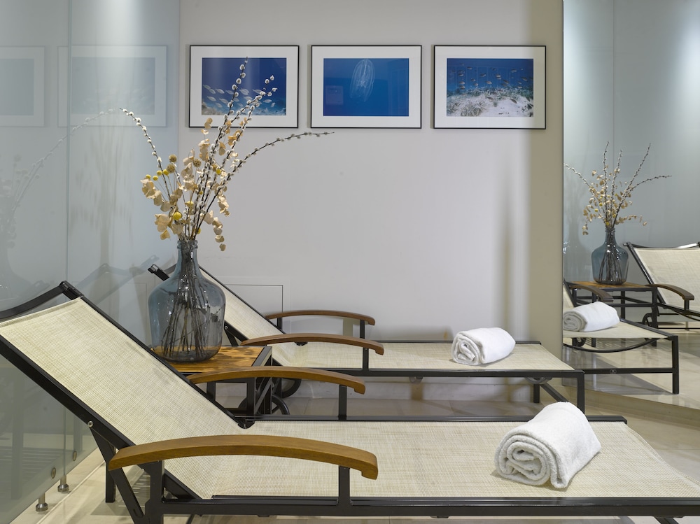 K+K Hotel Fenix — Spa in Prague, Prague