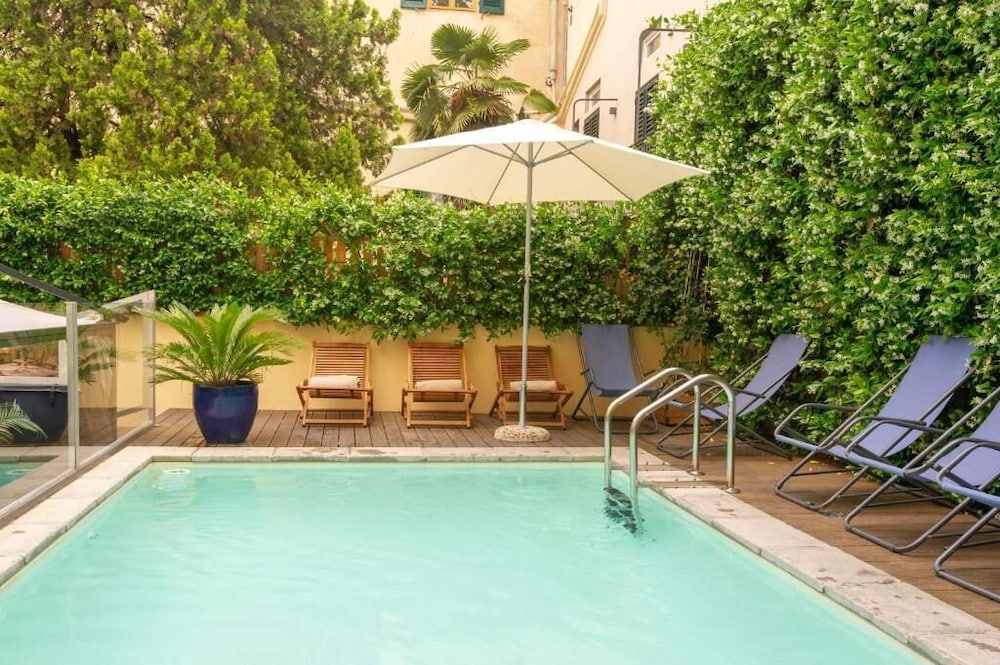 Hotel Ginori al DUOMO — Swimming pool in Florence, Tuscany