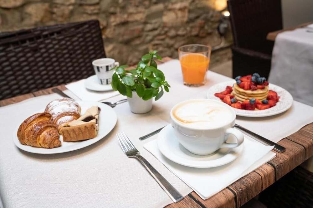 Hotel Ginori al DUOMO — Restaurant & bars in Florence, Tuscany