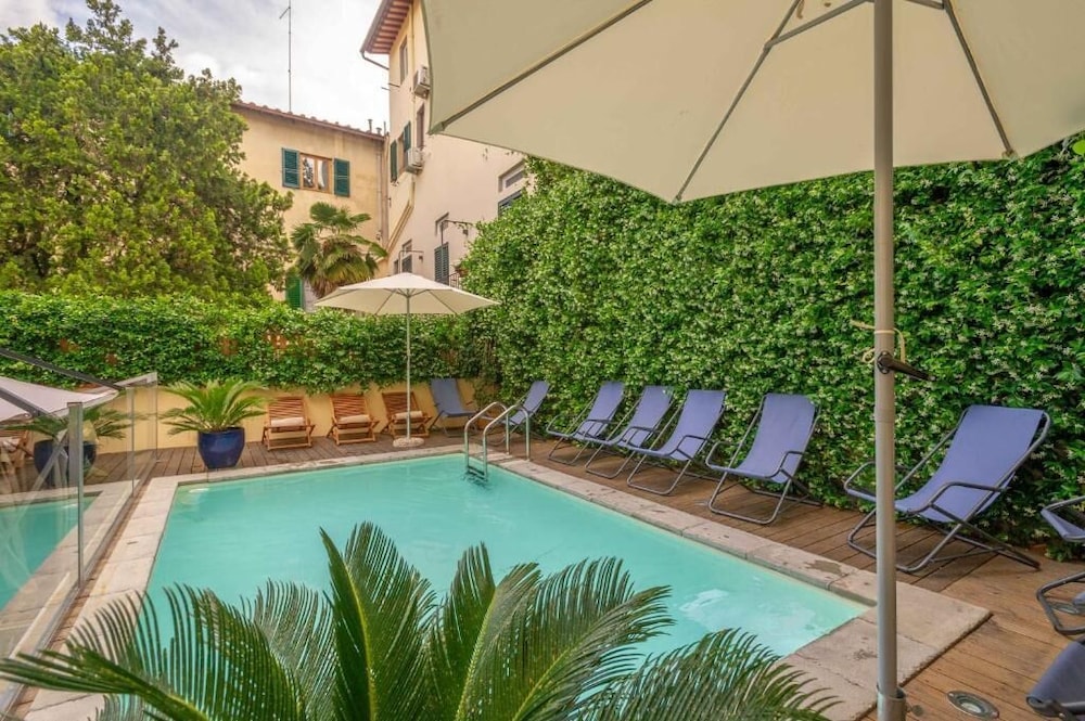 Hotel Ginori al DUOMO — Swimming pool in Florence, Tuscany