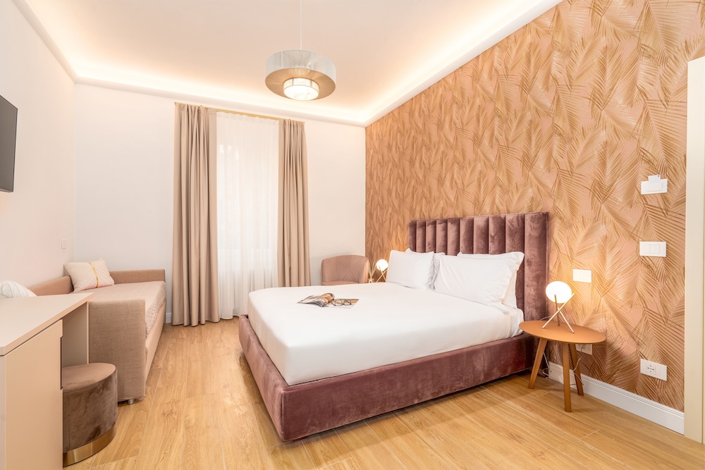 Hotel Ginori al DUOMO — Hotel rooms in Florence, Tuscany
