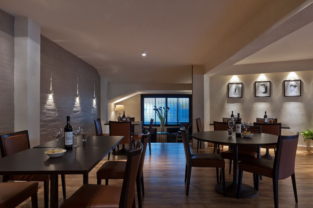 FH55 Grand Hotel Mediterraneo — Hotel rooms in Florence, Tuscany