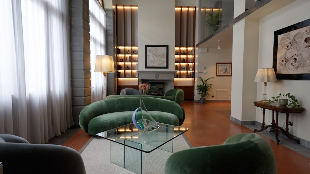 Hotel Kraft — Hotel building in Florence, Tuscany