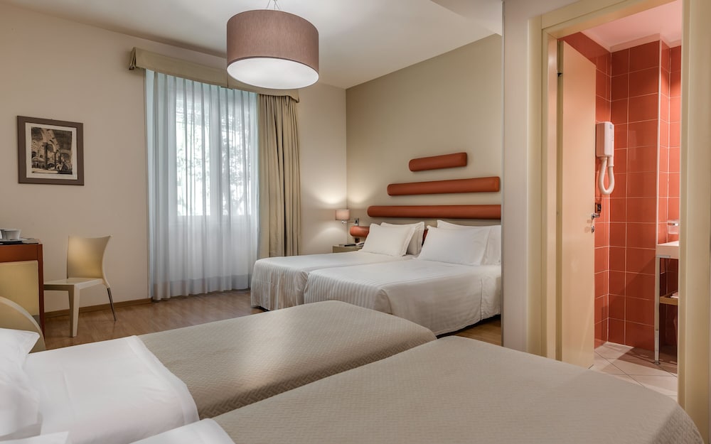 Hotel La Fortezza — Hotel rooms in Florence, Tuscany