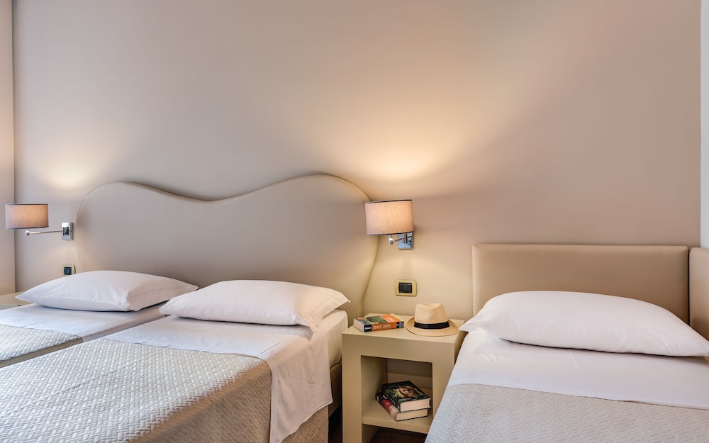 Hotel La Fortezza — Hotel rooms in Florence, Tuscany