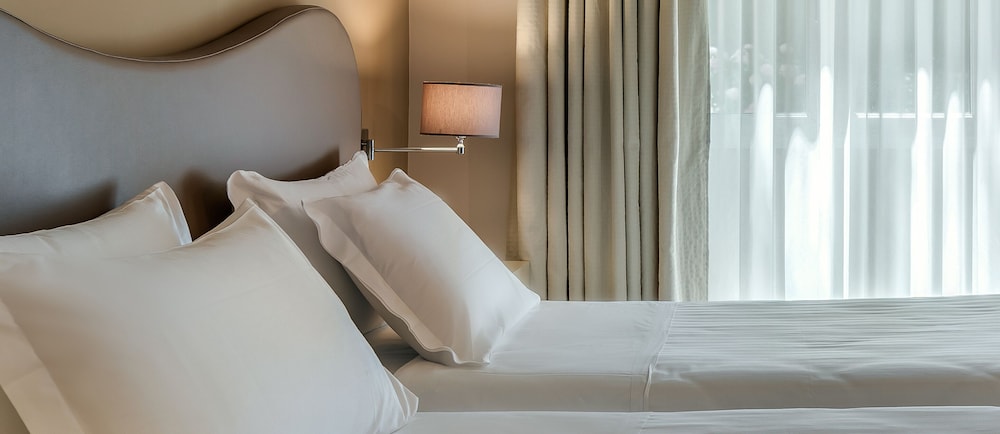Hotel La Fortezza — Hotel rooms in Florence, Tuscany