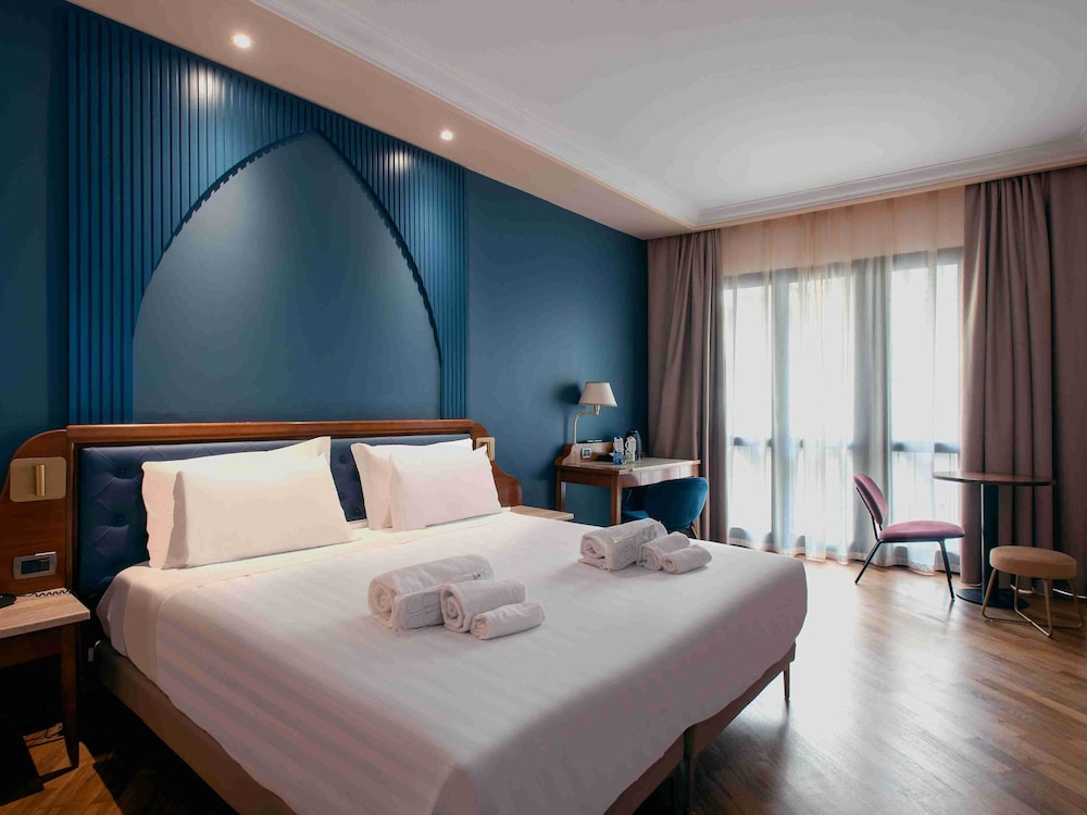 B&B Hotel Firenze Laurus al Duomo — Hotel rooms in Florence, Tuscany