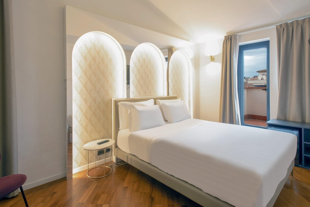 B&B Hotel Firenze Laurus al Duomo — Hotel rooms in Florence, Tuscany