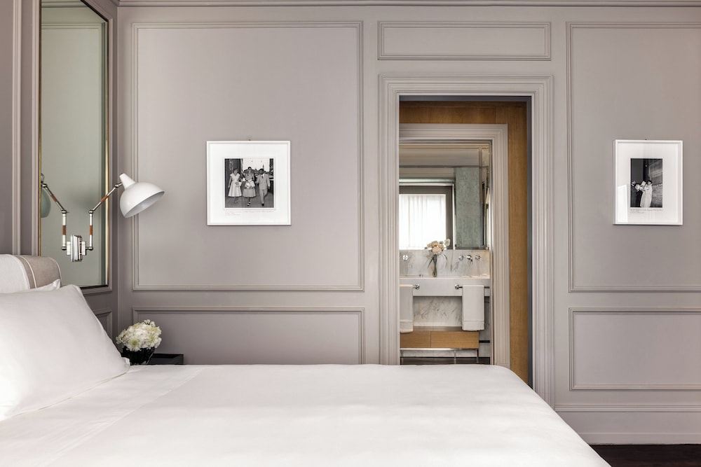 Portrait Firenze - Lungarno Collection — Hotel rooms in Florence, Tuscany