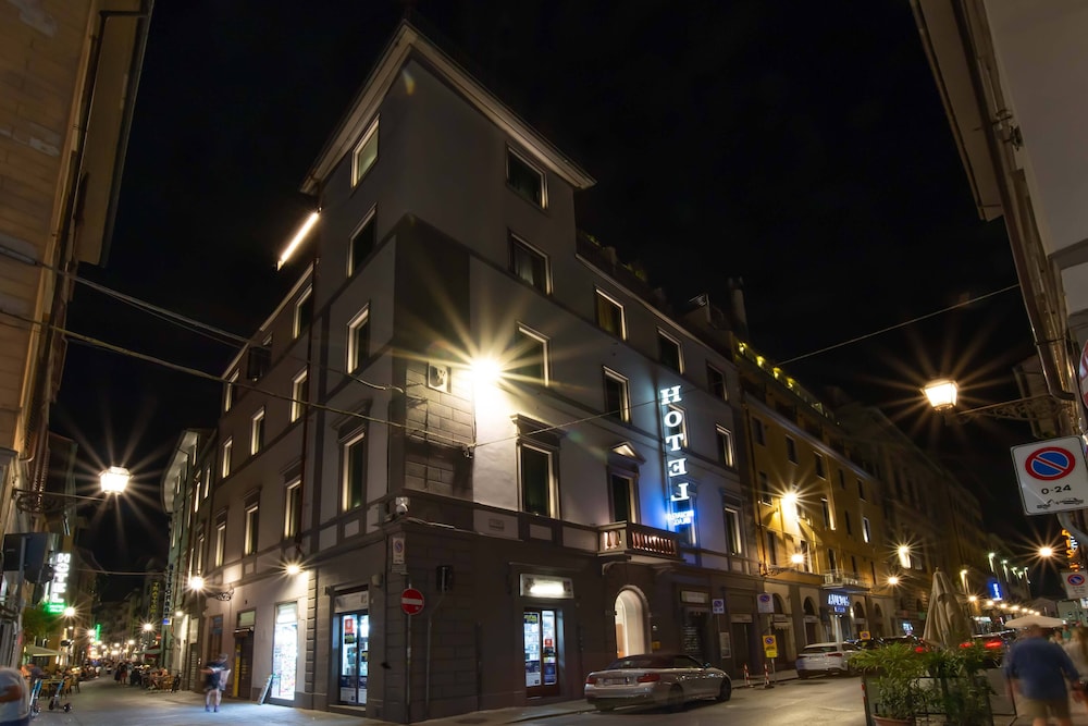 Hotel Machiavelli Palace — Hotel building in Florence, Tuscany